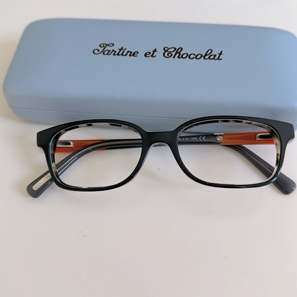 Tartine et Chocolate kids prescription eyes glasses frame.